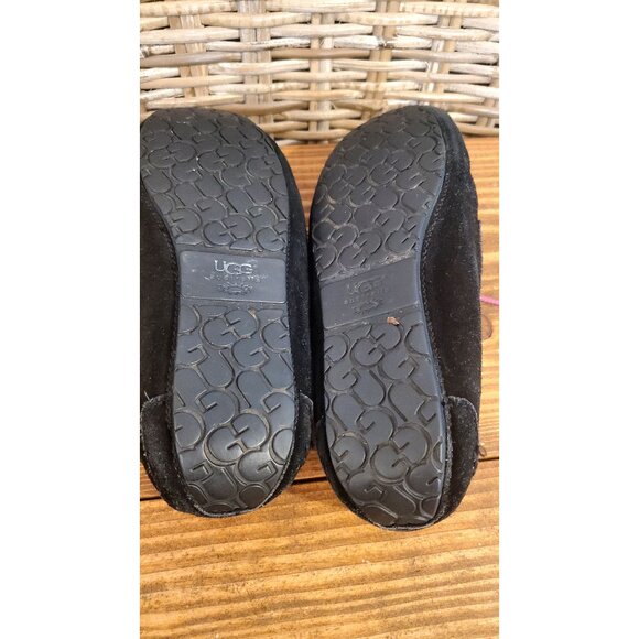 UGG Womens Black Suede Moccasin Slippers Pink Laces Shearling Lining Size 5 - Picture 7 of 8